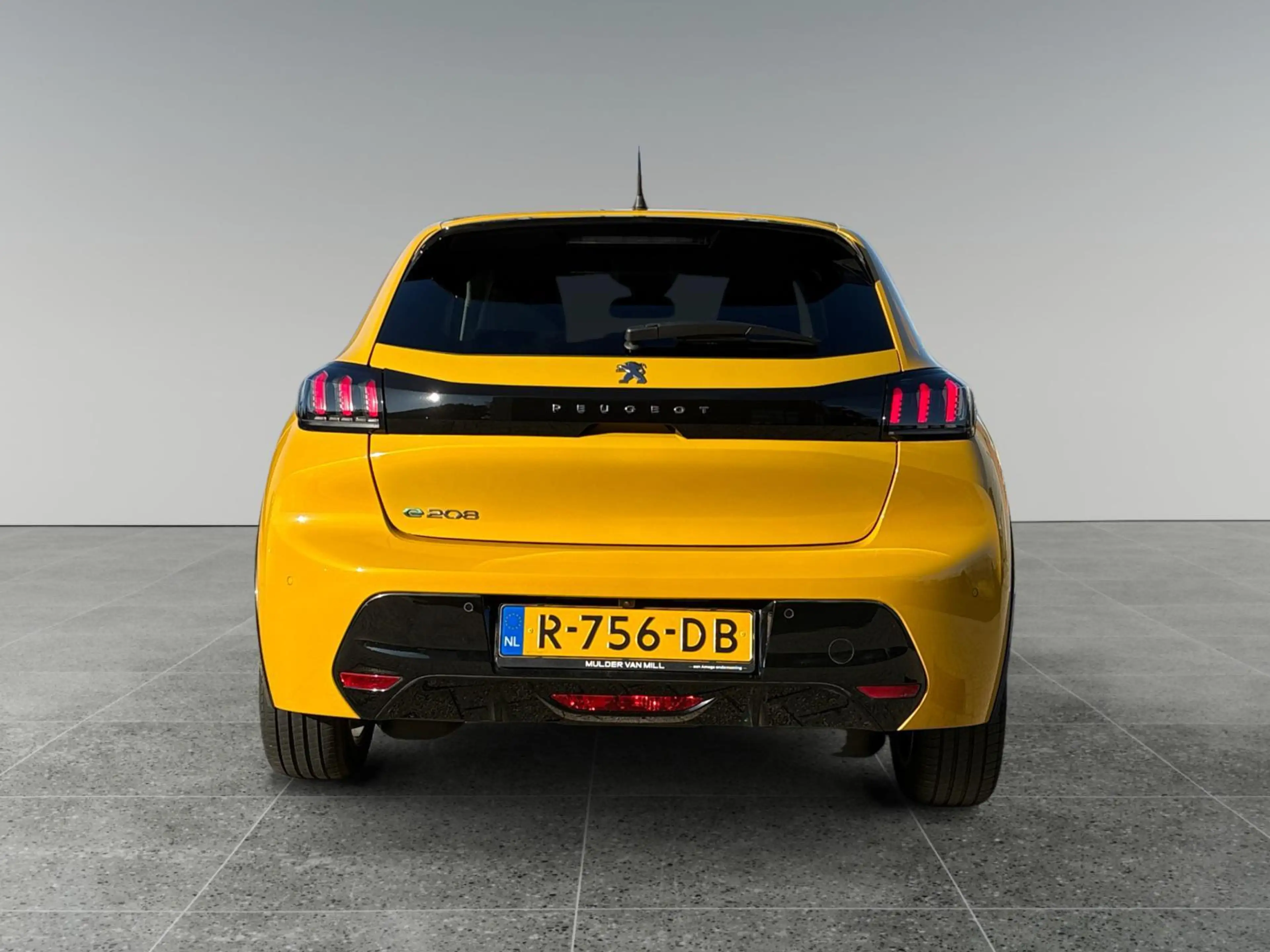 Peugeot e-208 Allure Pack EV 3-FASEN 50kWh 136pk | CAMERA | STOE — photo 4