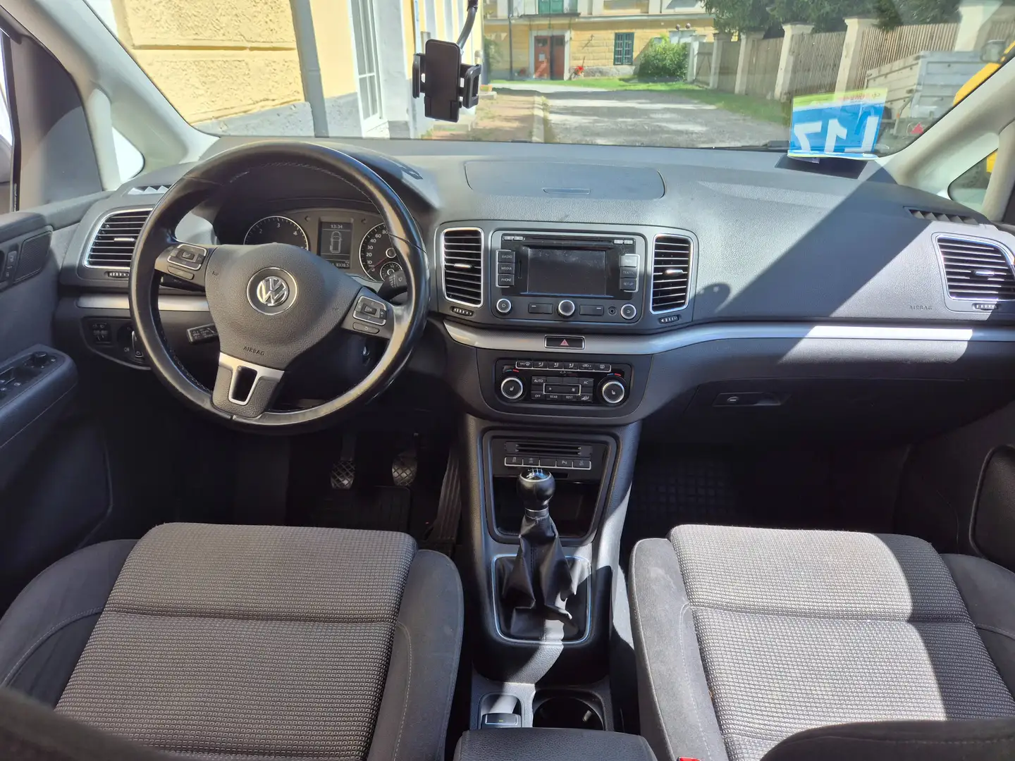 Volkswagen Sharan Sharan Trendline BMT 2,0 TDI DPF Trendline Weiß - 2