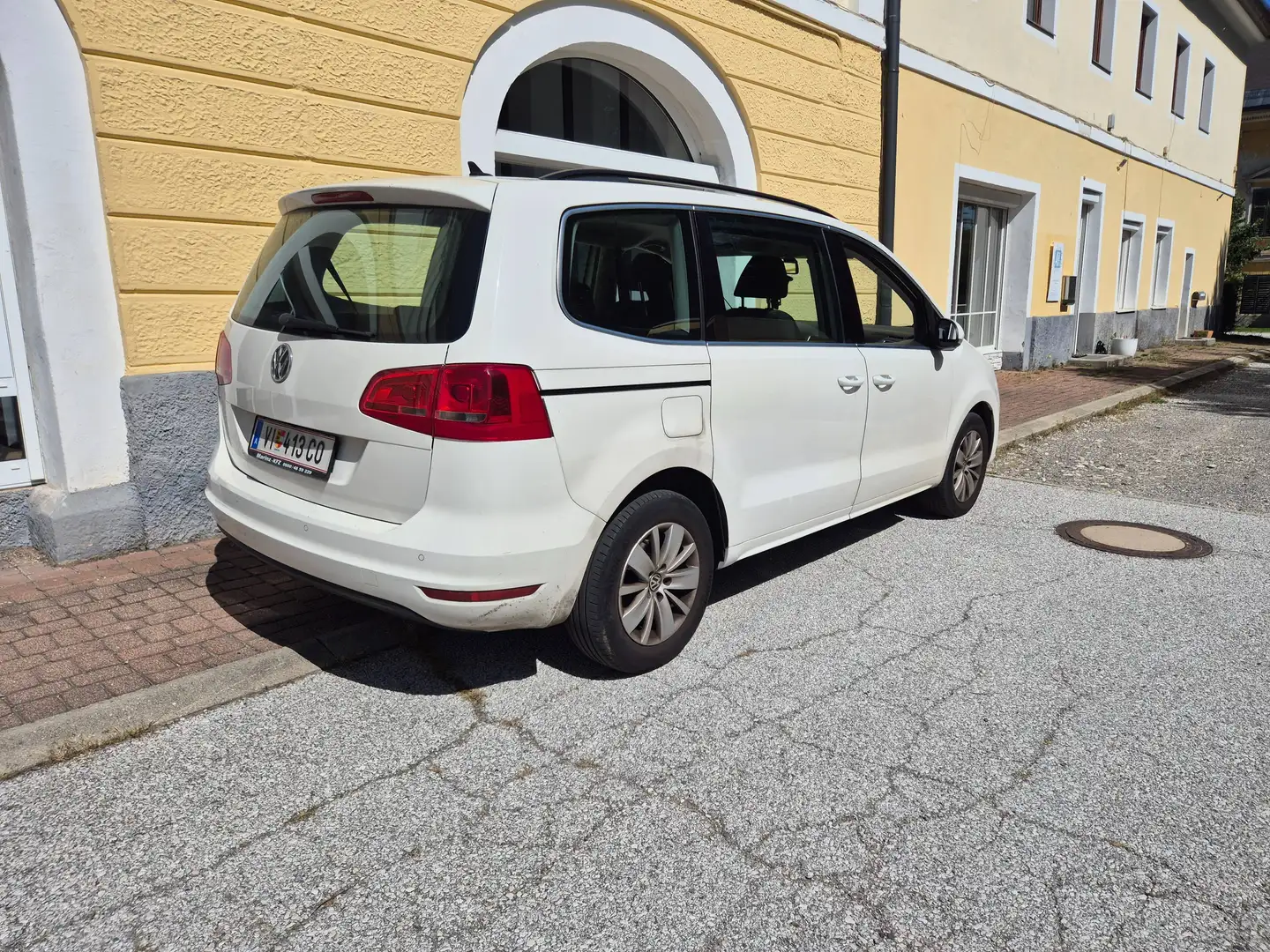 Volkswagen Sharan Sharan Trendline BMT 2,0 TDI DPF Trendline Weiß - 1