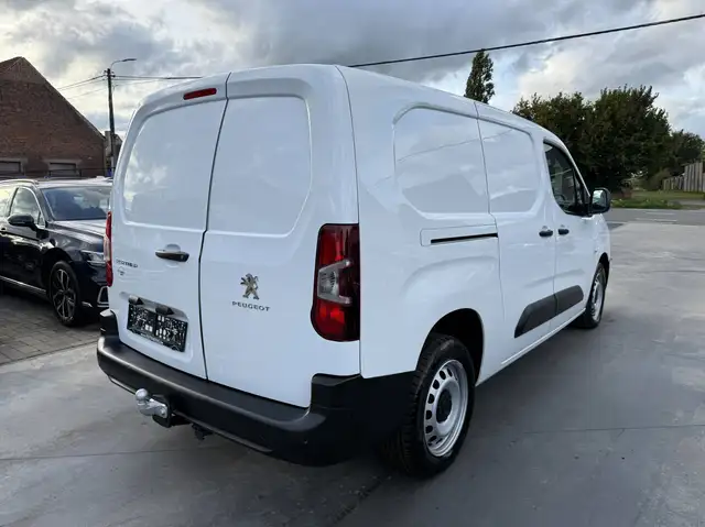 Peugeot Partner view 5