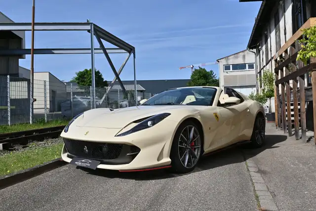 Ferrari 812 GTS main image
