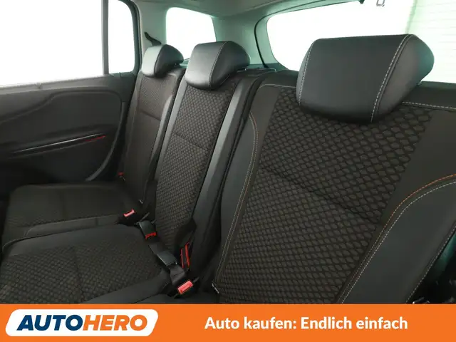 Opel Zafira Tourer view 14
