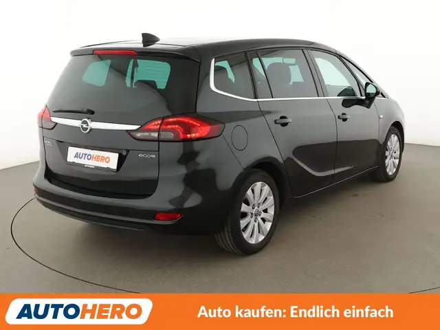 Opel Zafira Tourer view 6