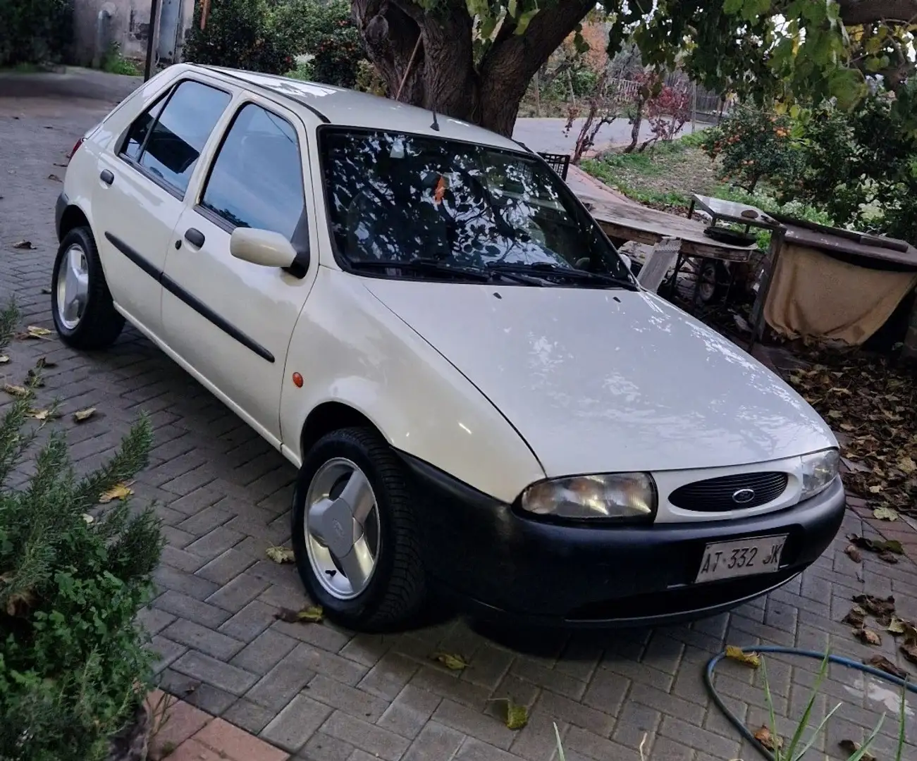 Ford Fiesta 5p 1.25 Zetec (ASI) Bianco - 1