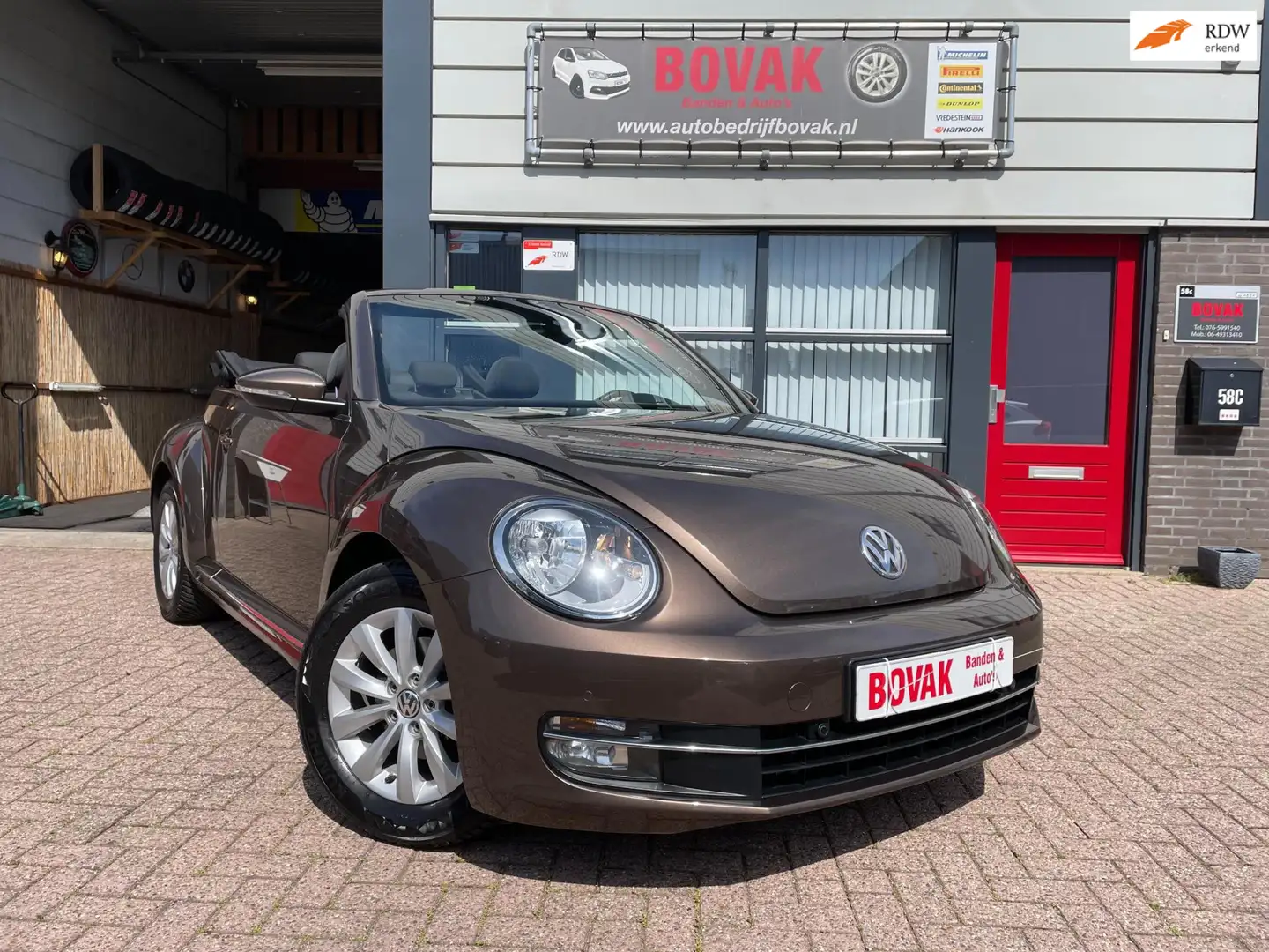 Volkswagen Beetle 1.2 TSI Design BlueMotion Brown - 1