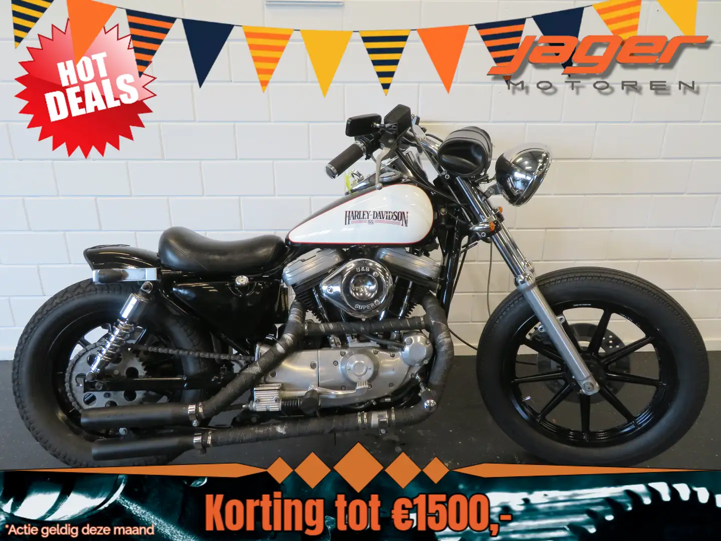 Harley-Davidson Sportster XL 883 STOERE CUSTOM! Černá - 1