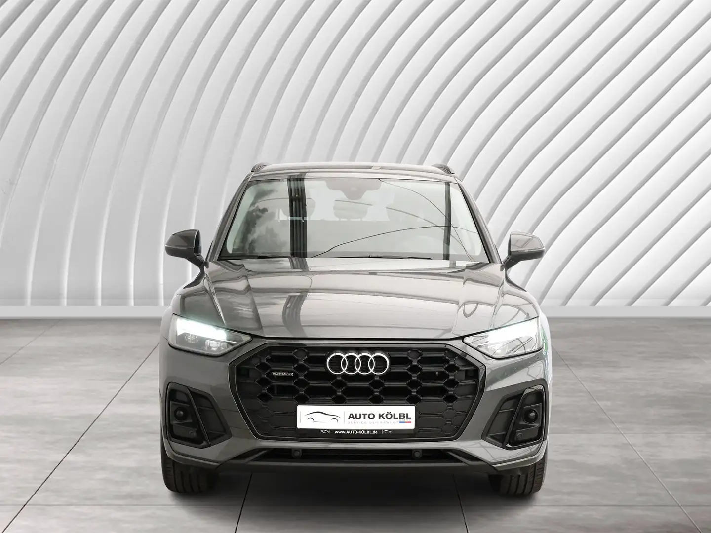 Audi Q5 50 TDI quattro S line M Sport NAVI LED DAB Grau - 2