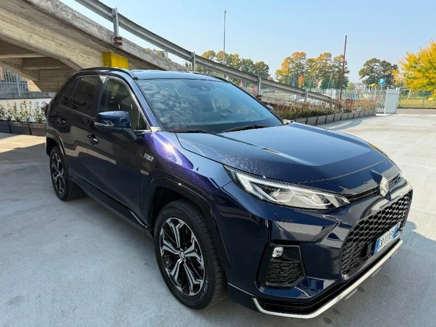 Suzuki Across Across 2.5 Plug-in Hybrid E-CVT 4WD Top Bleu - 2