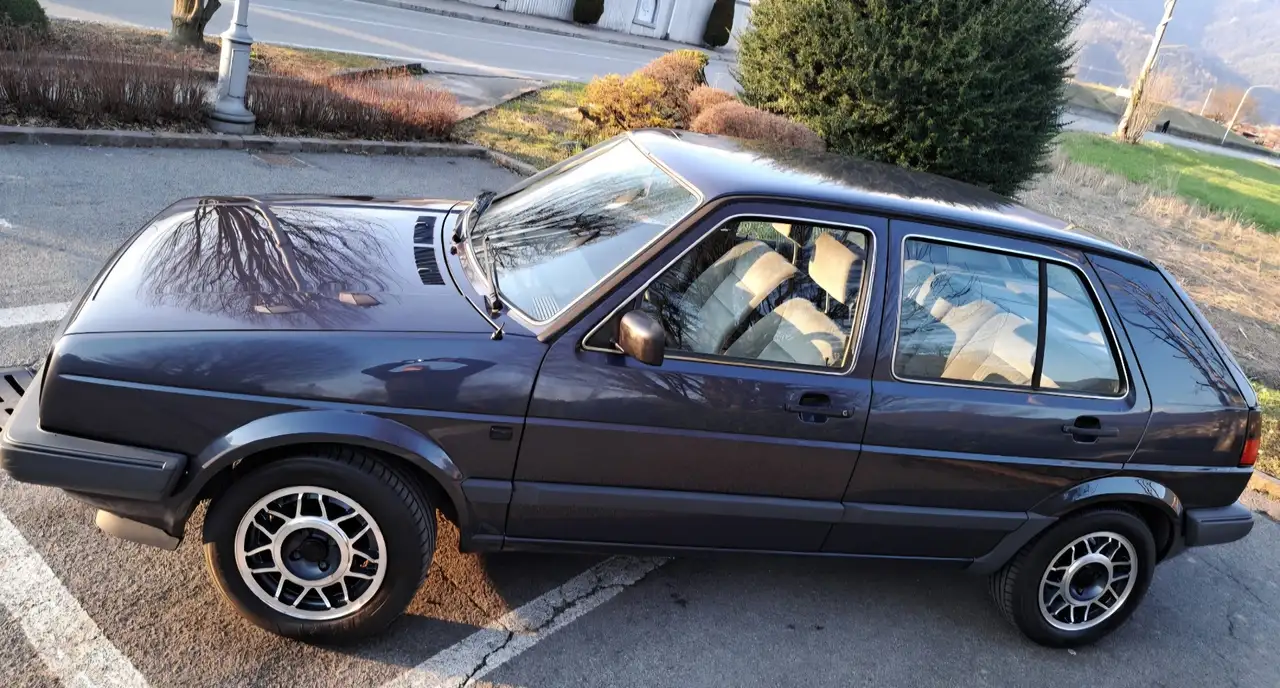 Volkswagen Golf 5p 1.3 GL, foto 2