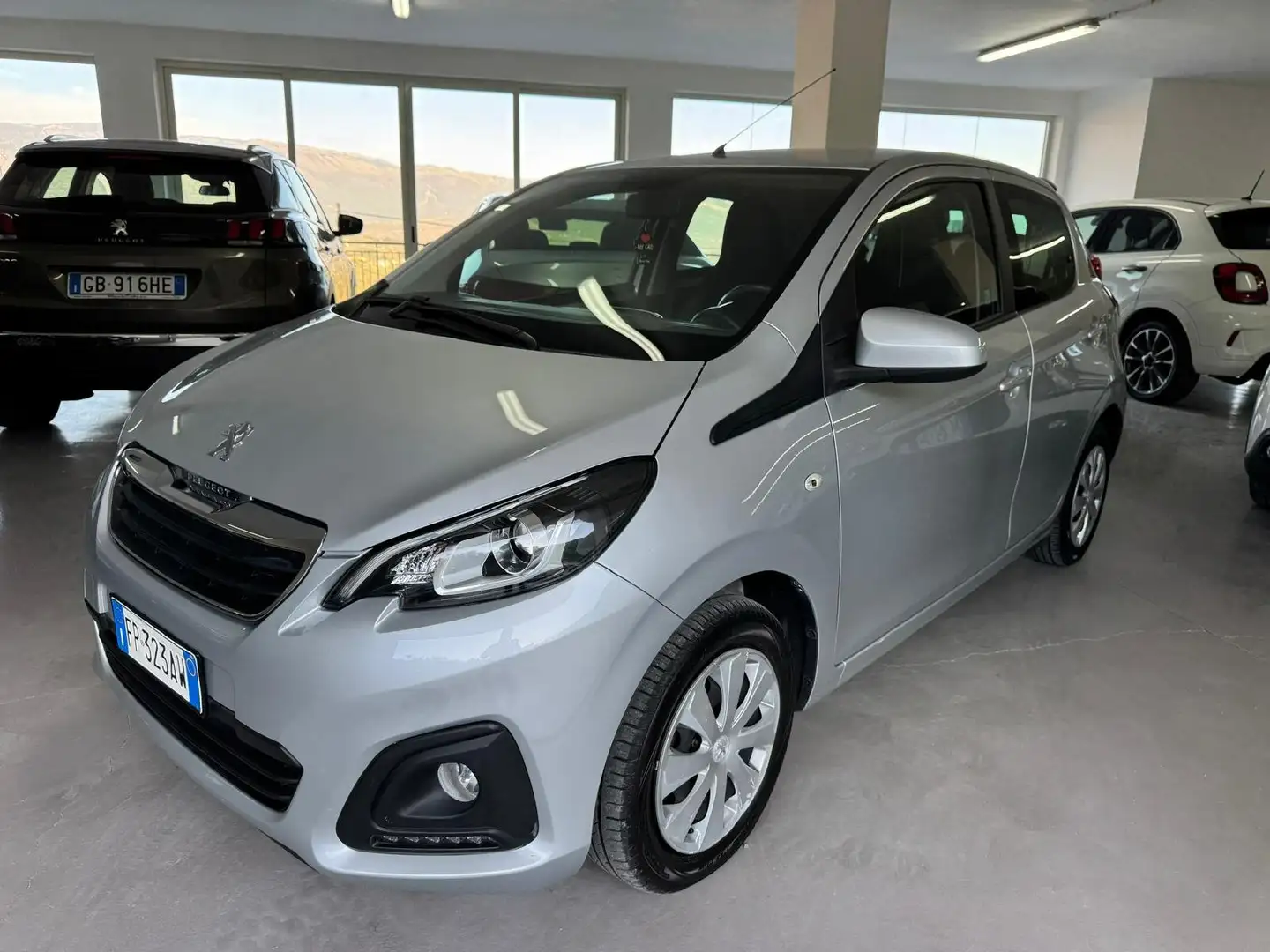 Peugeot 108 108 5p 1.0 vti Access E6 Argent - 1