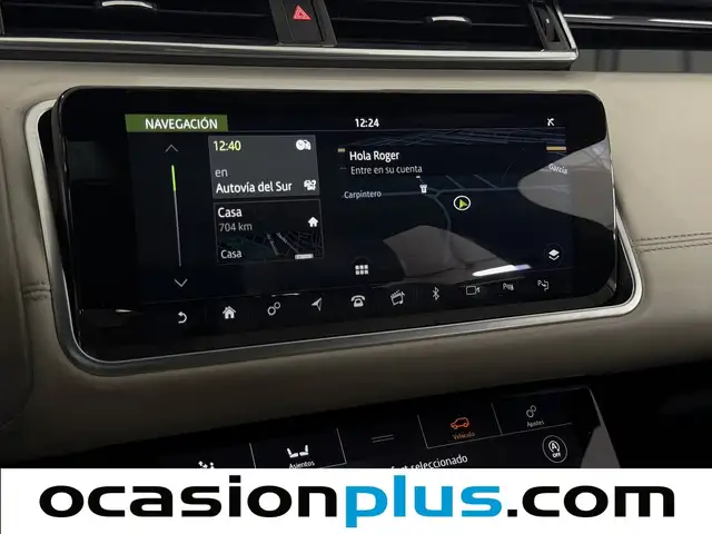 Land Rover Range Rover Velar view 9