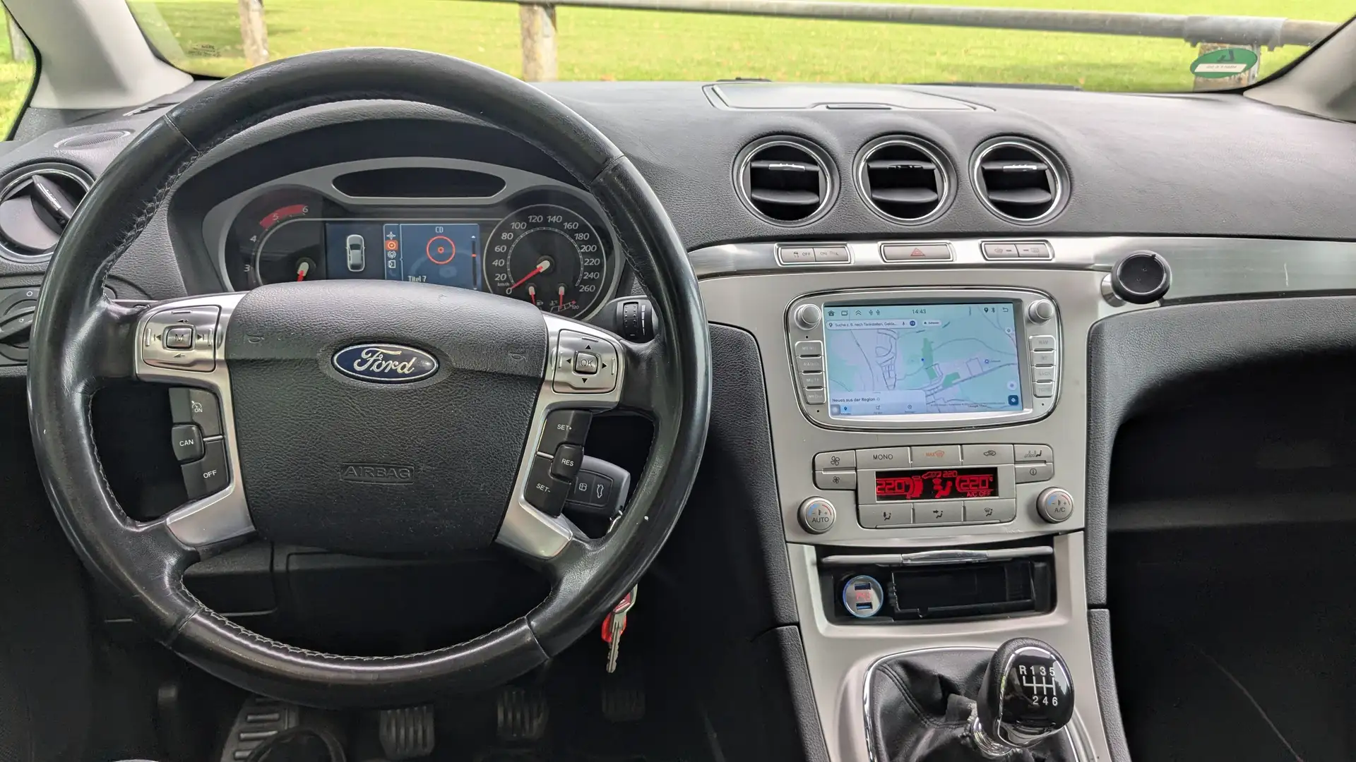 Ford Galaxy Galaxy 2.0 TDCi DPF Titanium Grau - 1