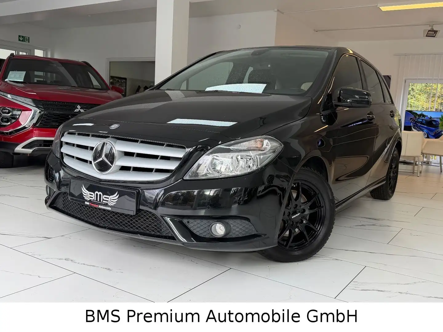 Mercedes-Benz B 200 CDI Garantie bis 11.2026 Zwart - 1