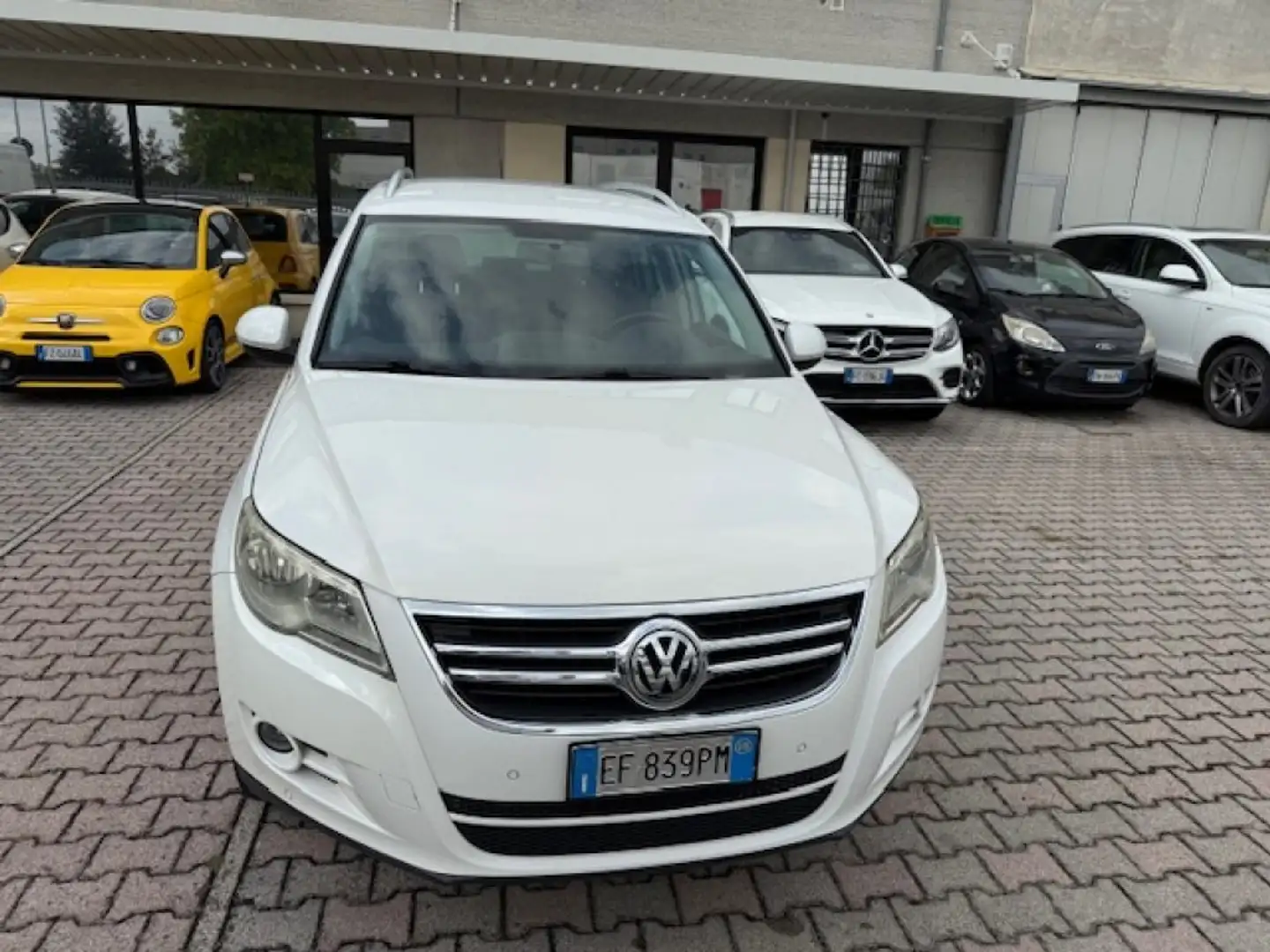 Volkswagen Tiguan 2.0 TDI DPF 4MOTION Sport & Style Bianco - 2