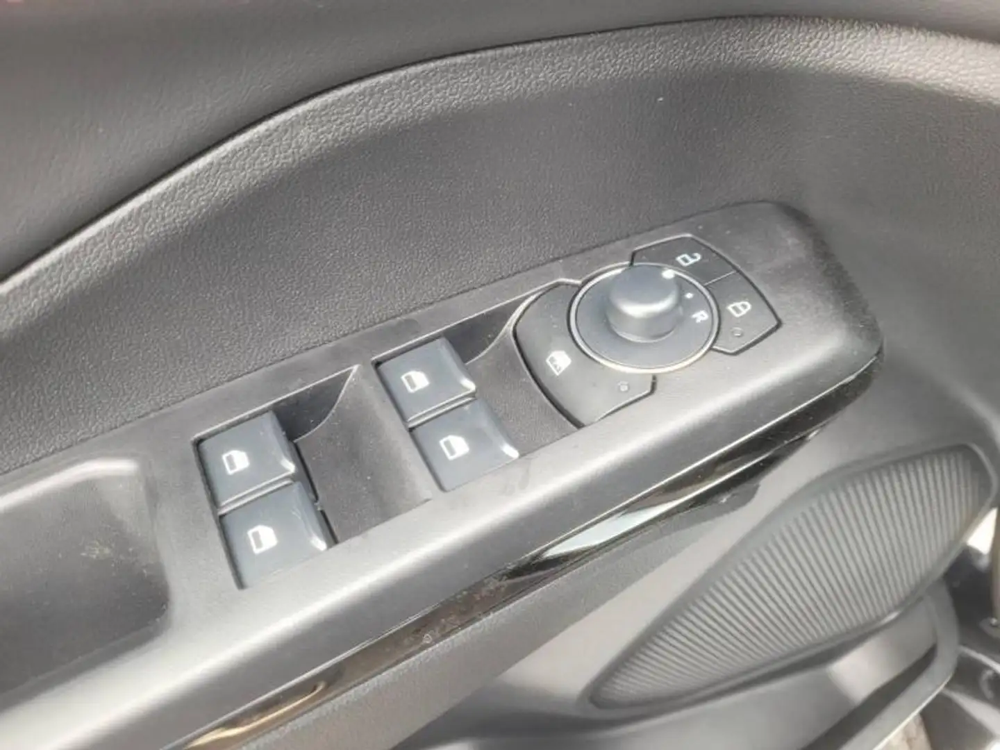 Ford Puma 1.0 EcoBoost Hybrid 125ch ST Line S\u0026S Powersh - 2