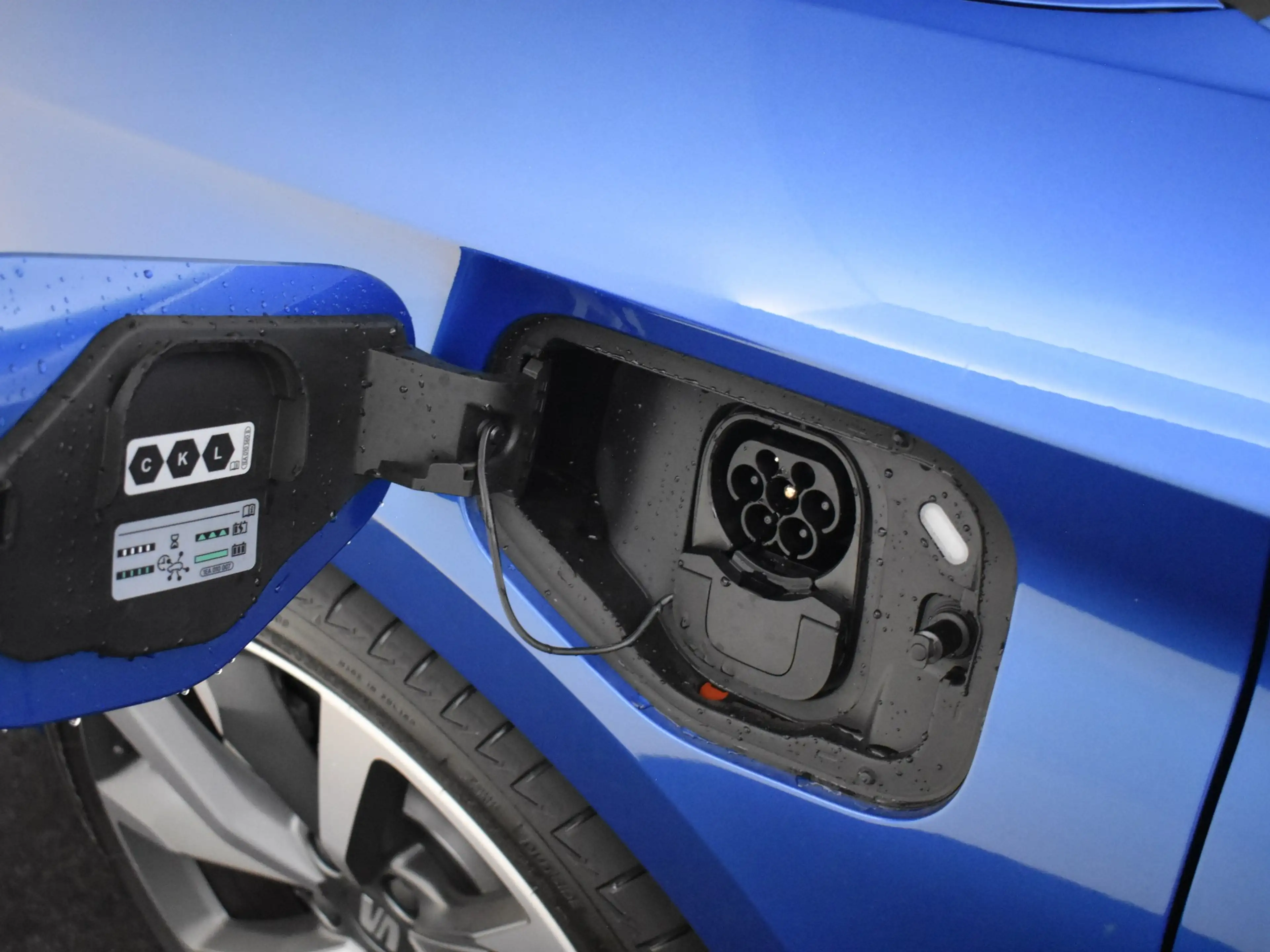 SEAT Leon e-Hybrid Sportstourer FR Business - eHybrid 18'' LMV Perfor — photo 25