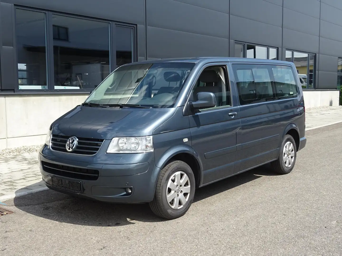 Volkswagen T5 Transporter T5 Multivan 2.5 TDI Comfortline 6Sitzer Grau - 2