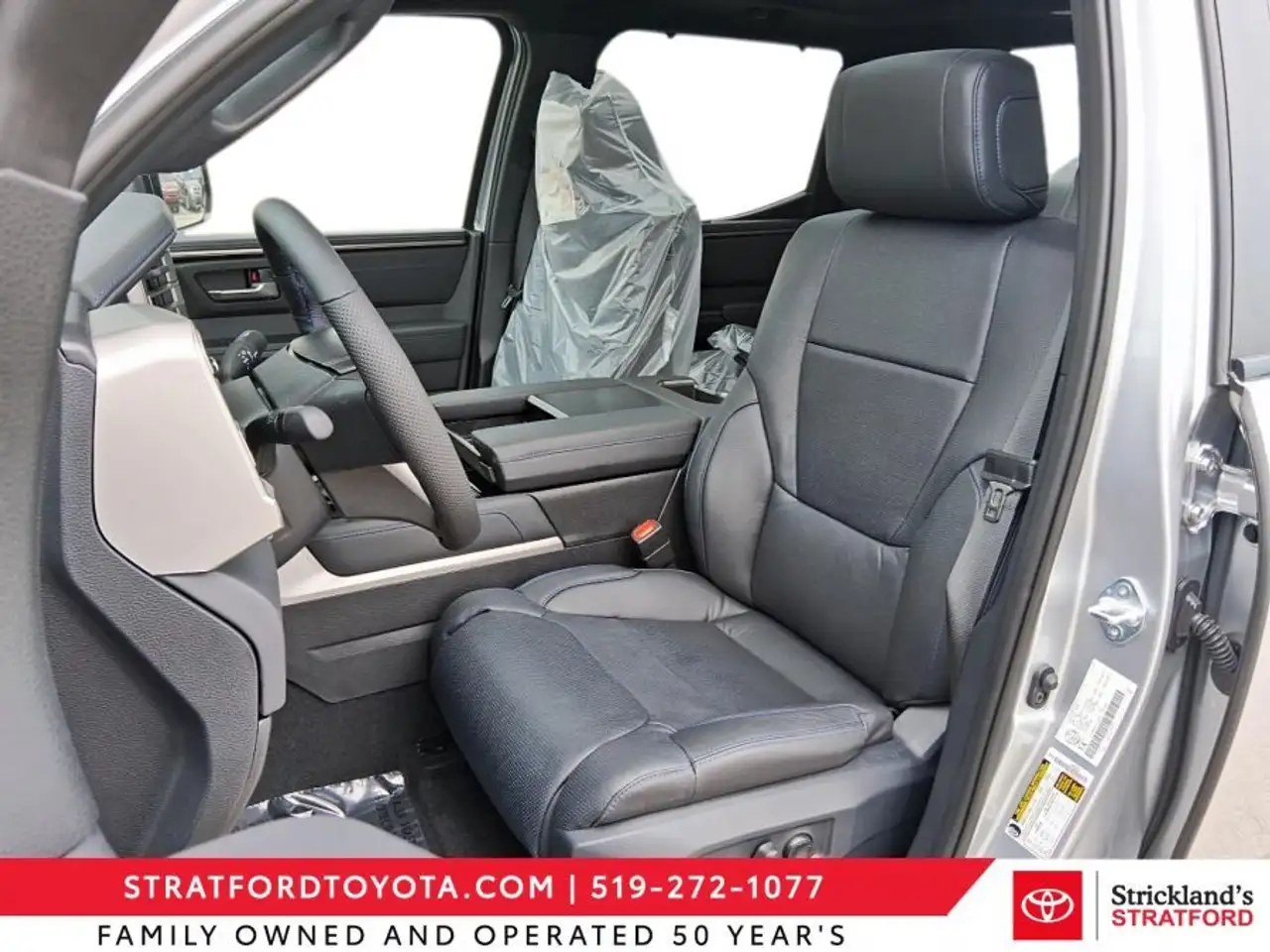 Toyota Tundra снимка Toyota Tundra