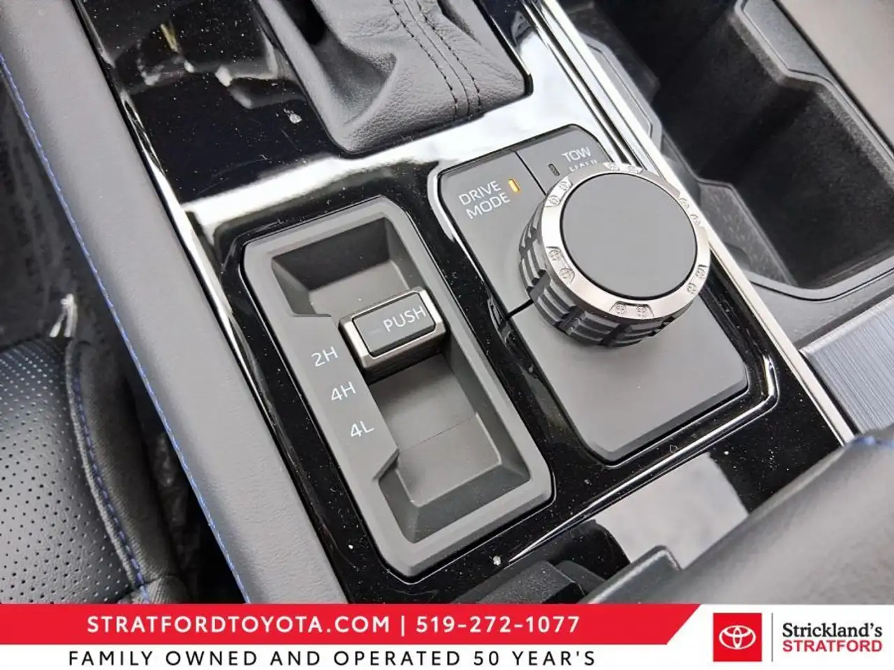 Toyota Tundra снимка Toyota Tundra