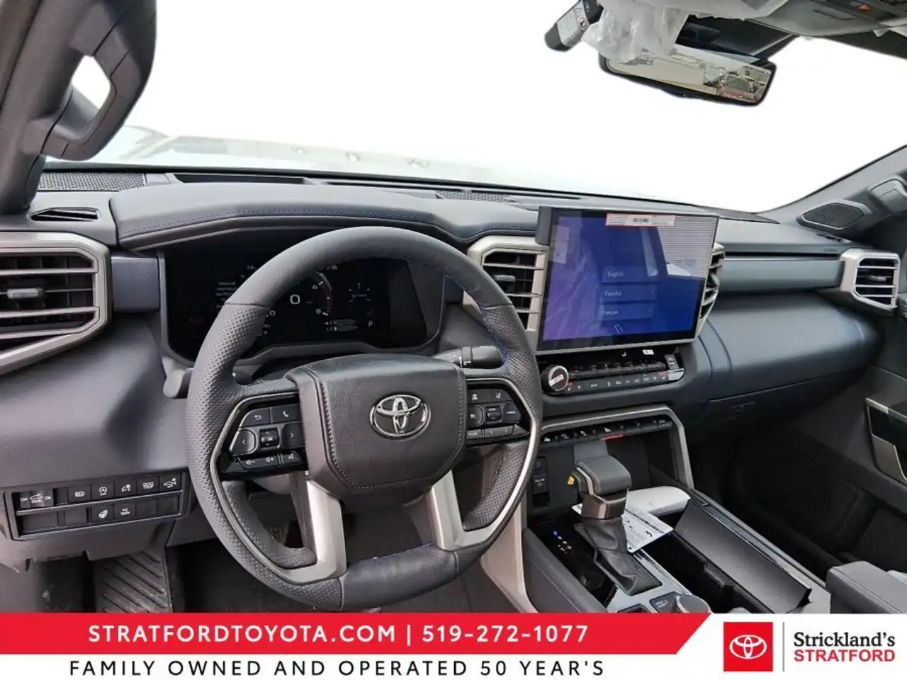 Toyota Tundra снимка Toyota Tundra