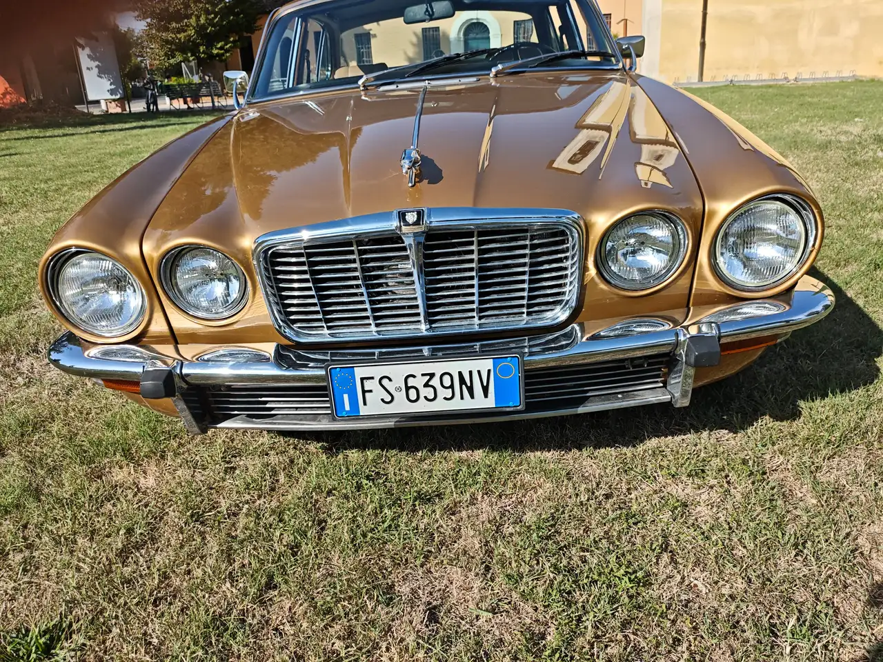 Jaguar XJ6 4.2, foto 3