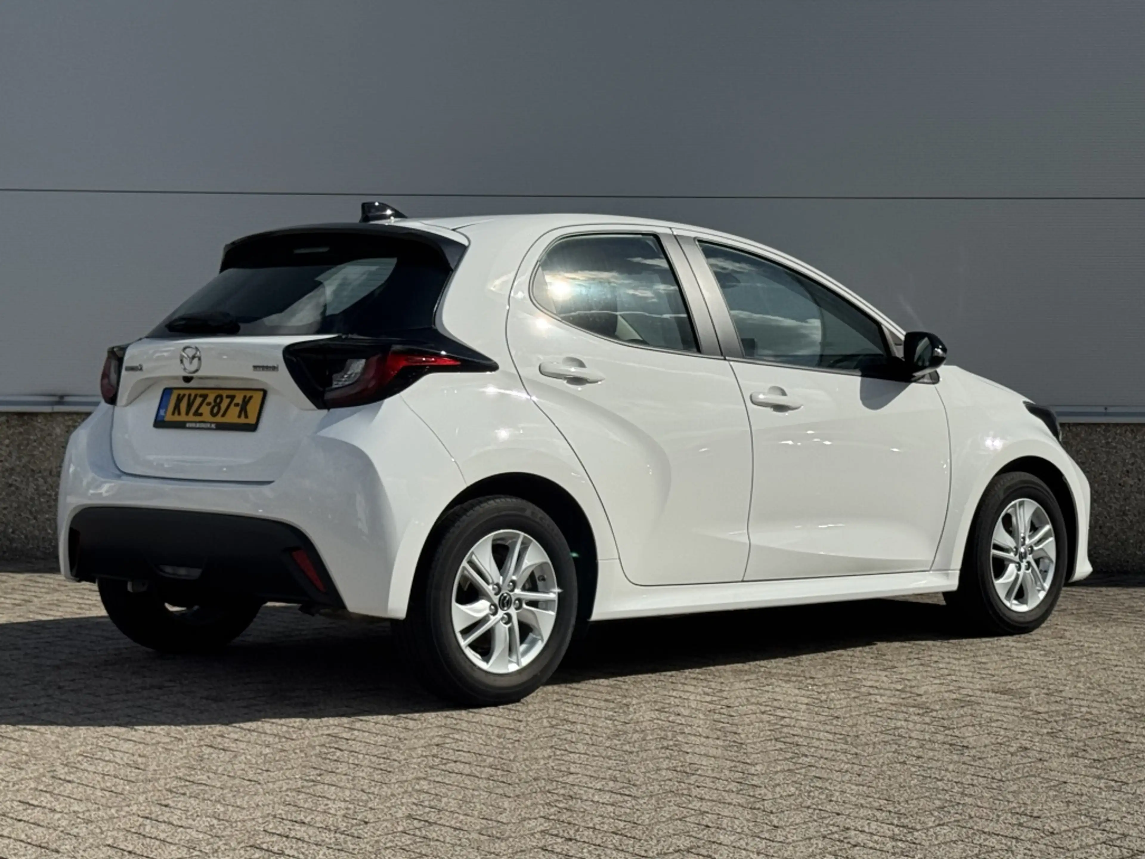 Mazda 2 Hybrid 1.5 Centre-line Adapt cruise Stoelverwarmin — photo 6
