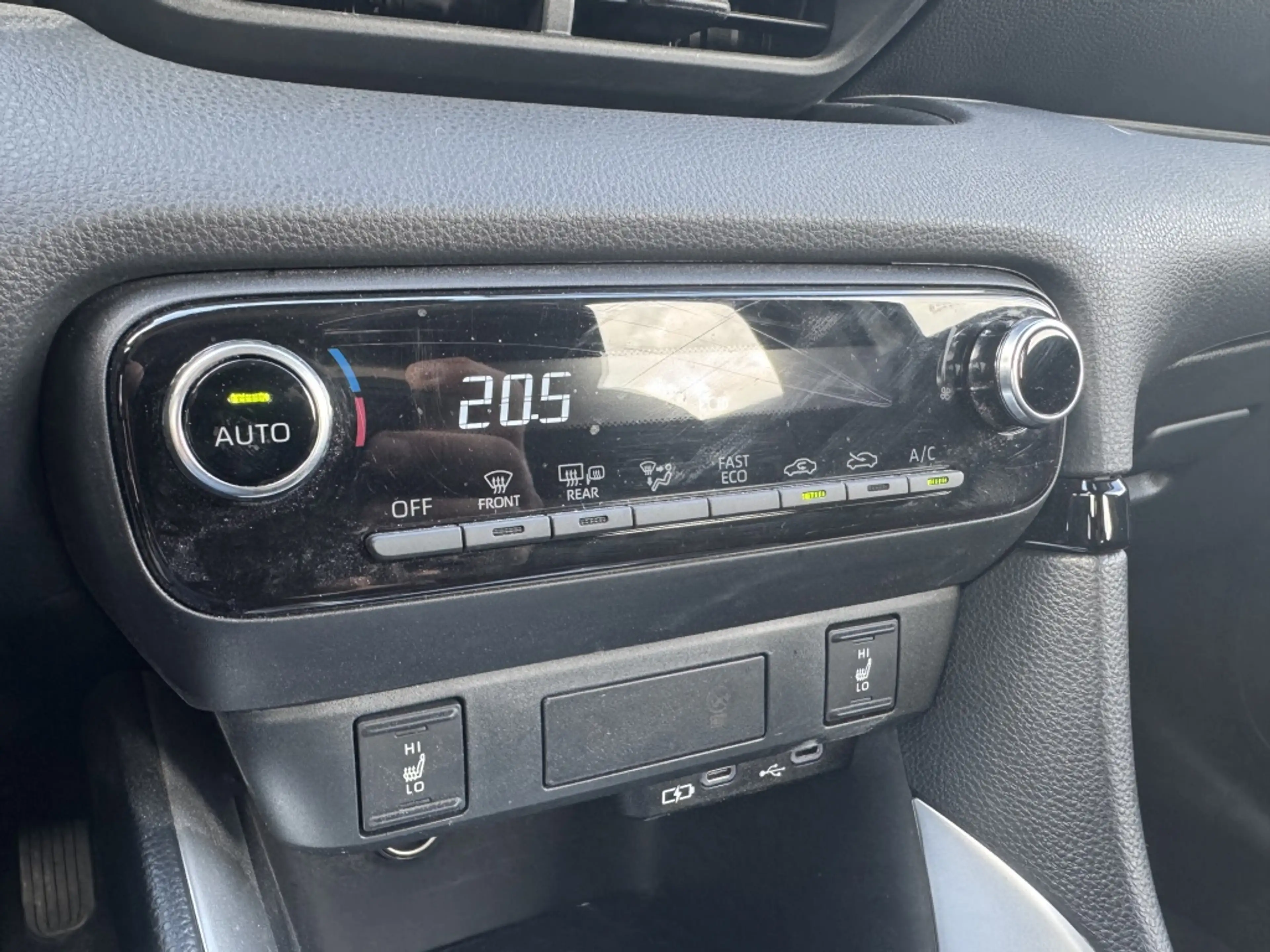 Mazda 2 Hybrid 1.5 Centre-line Adapt cruise Stoelverwarmin — photo 7
