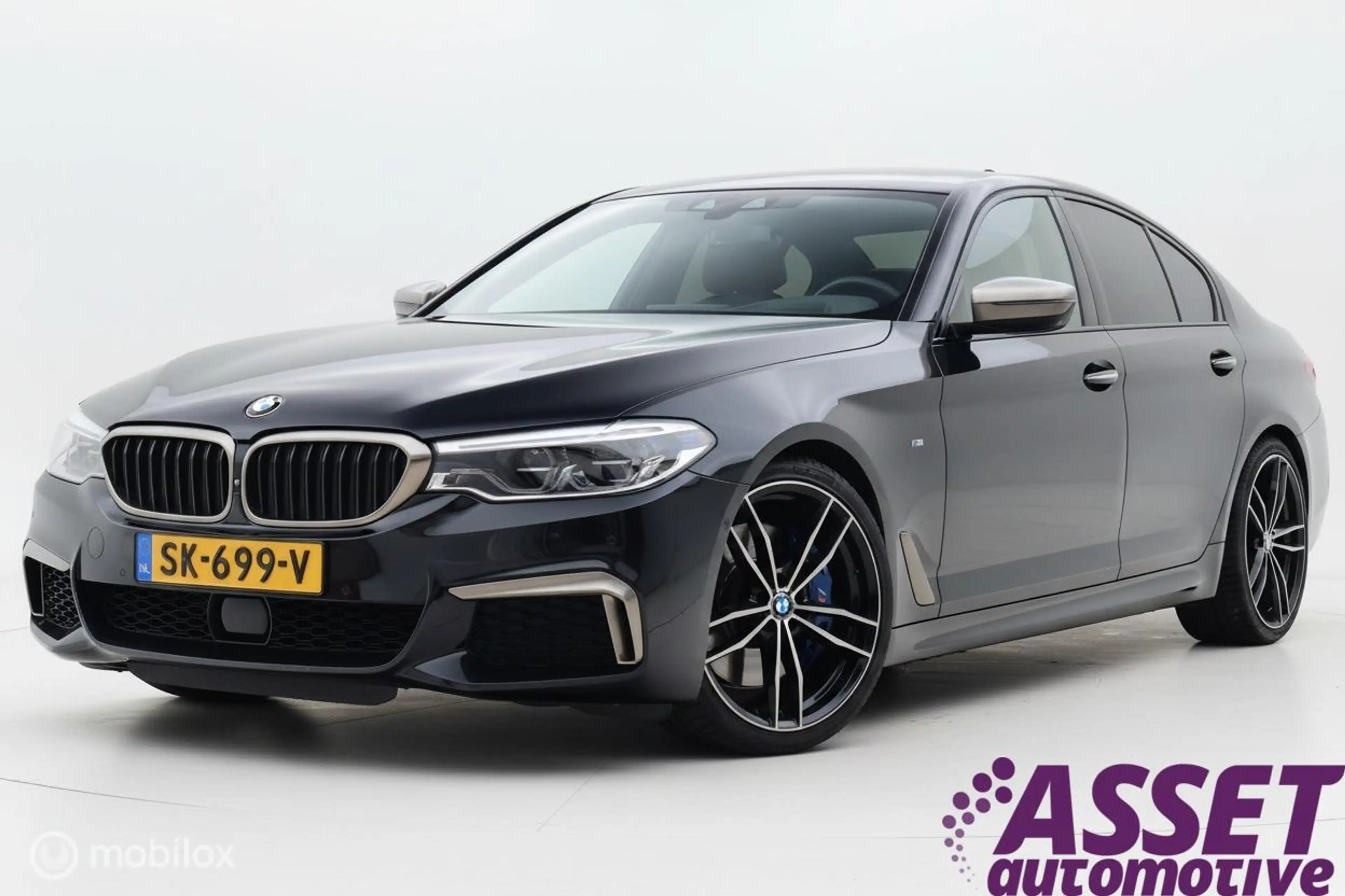 BMW M550 5-serie M550i xDrive High Executive