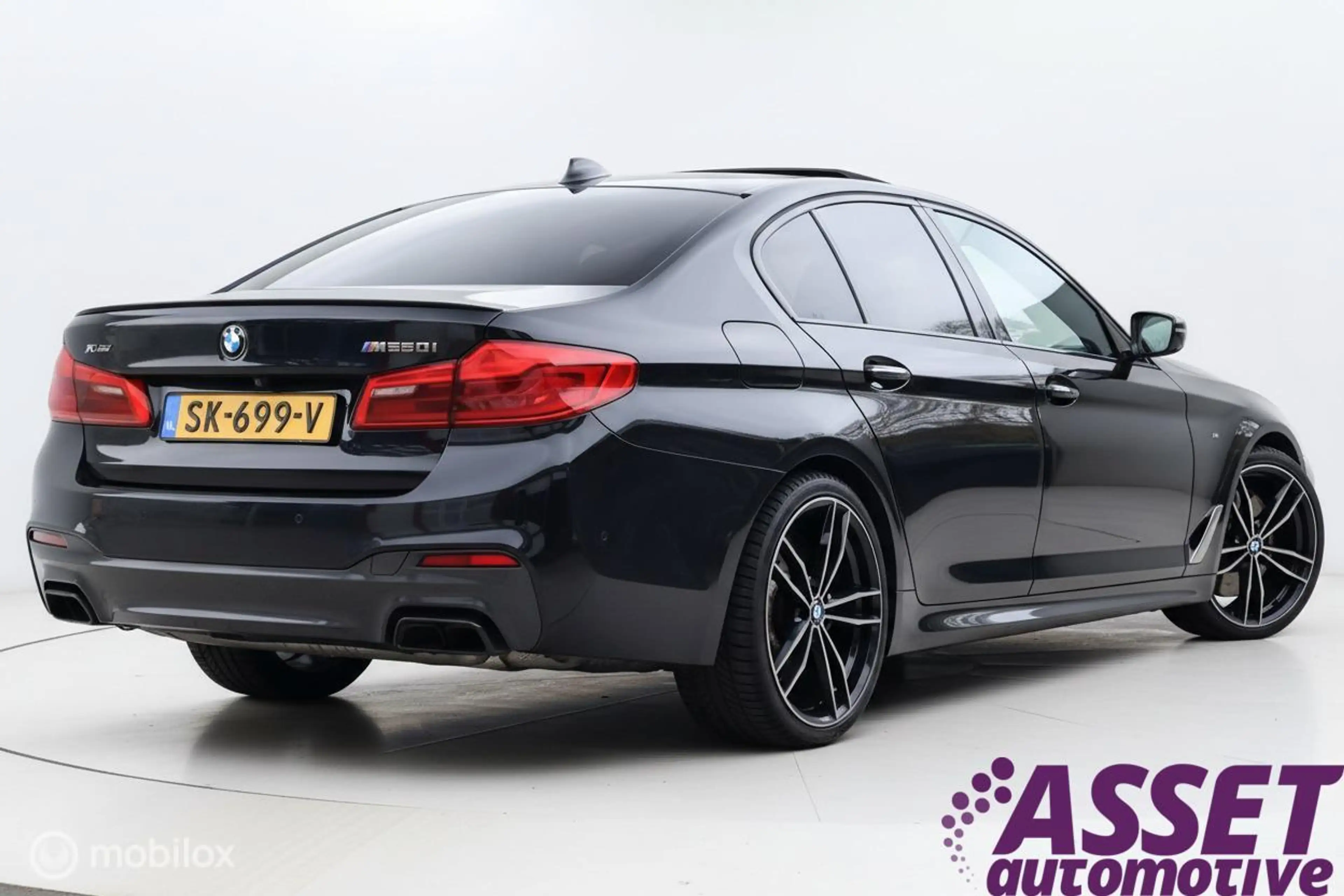 BMW M550 5-serie M550i xDrive High Executive — photo 2