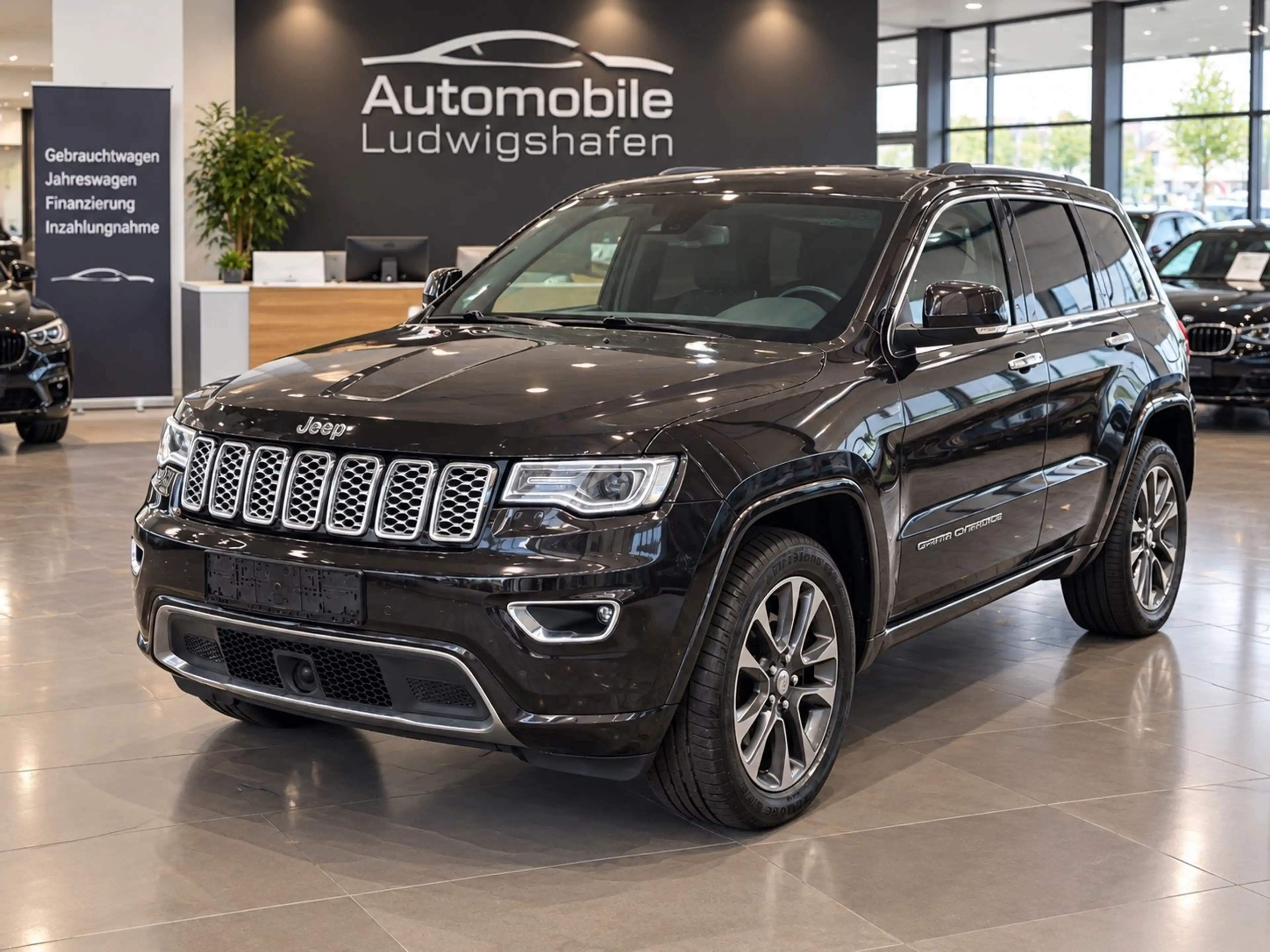 Jeep Grand Cherokee 3.0 CRD Overland/Leder/Navi/Pano/Cam/Keyless