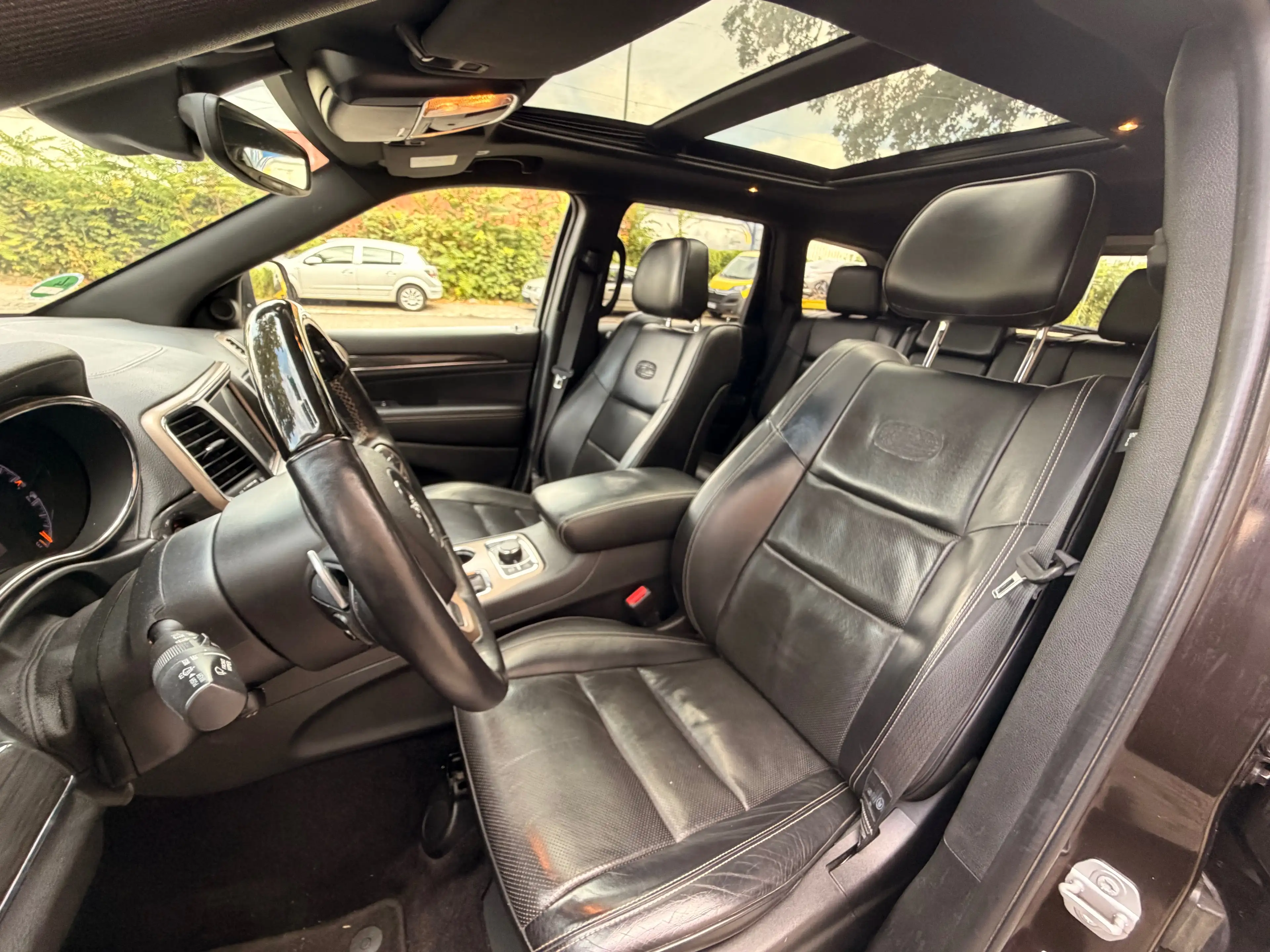 Jeep Grand Cherokee 3.0 CRD Overland/Leder/Navi/Pano/Cam/Keyless — photo 12