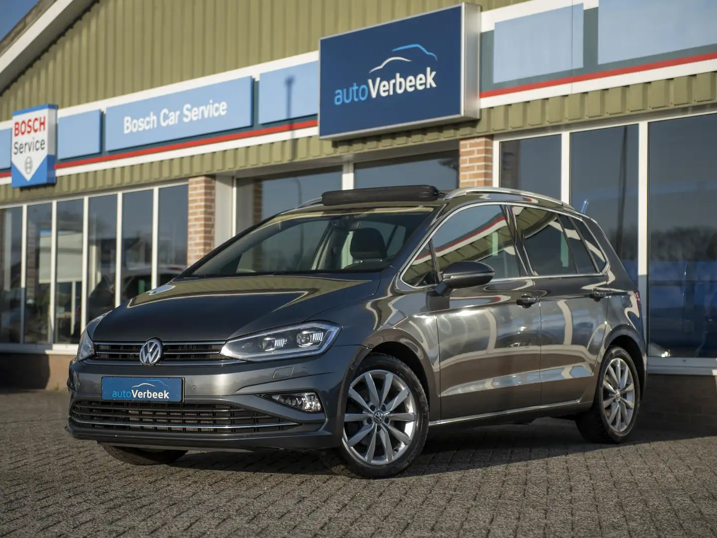 Volkswagen Golf Sportsvan 1.5TSi 150pk ACT DSG Highline | LED | Pano | Trekh Grijs - 1