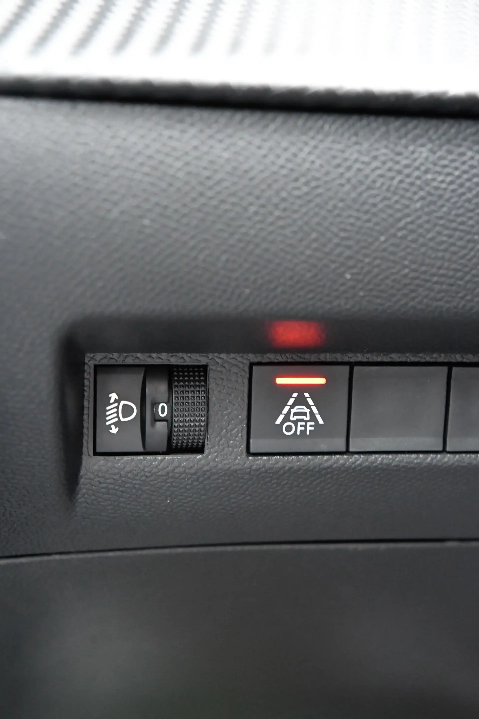 Peugeot e-208 e-208 50 kWh Pack Allure*AC*LED*TVA* — photo 14