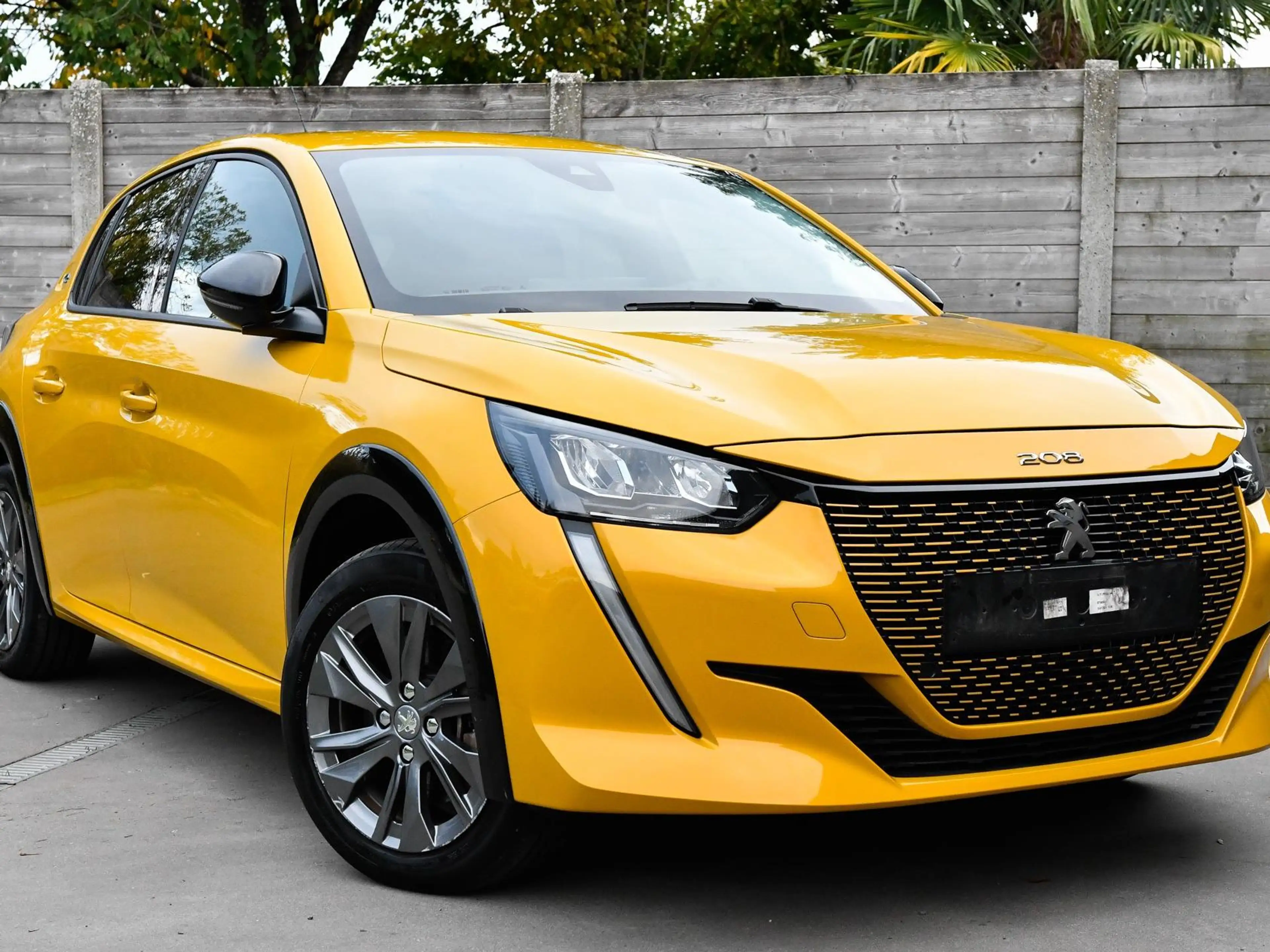 Peugeot e-208 e-208 50 kWh Pack Allure*AC*LED*TVA* — photo 3