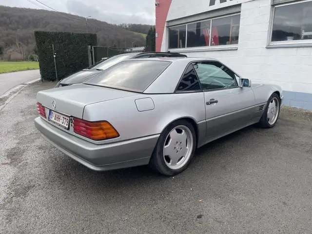Mercedes-Benz SL 300 coupé cabriolet