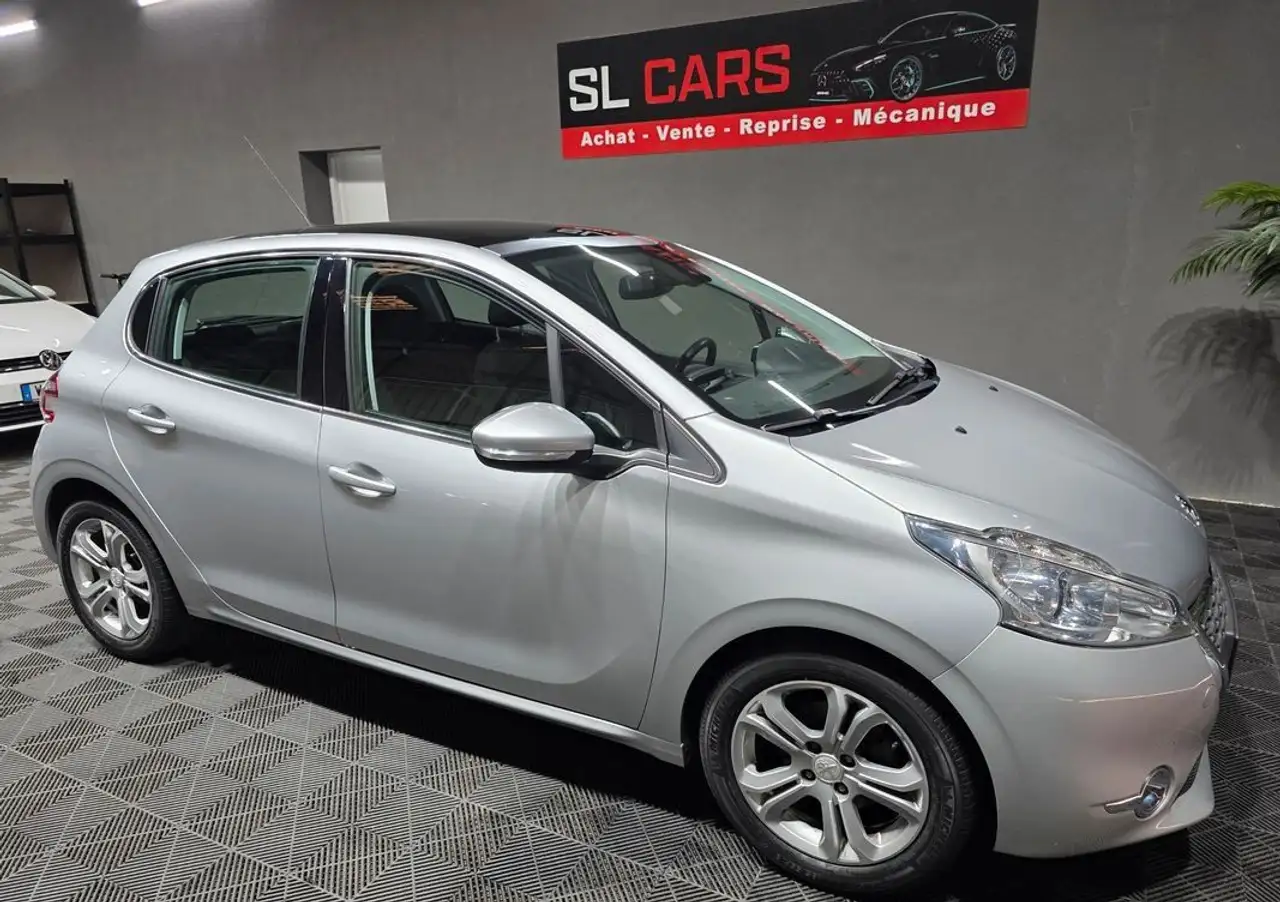 Peugeot 208 1.6l 92ch Allure BoÃ®te Auto