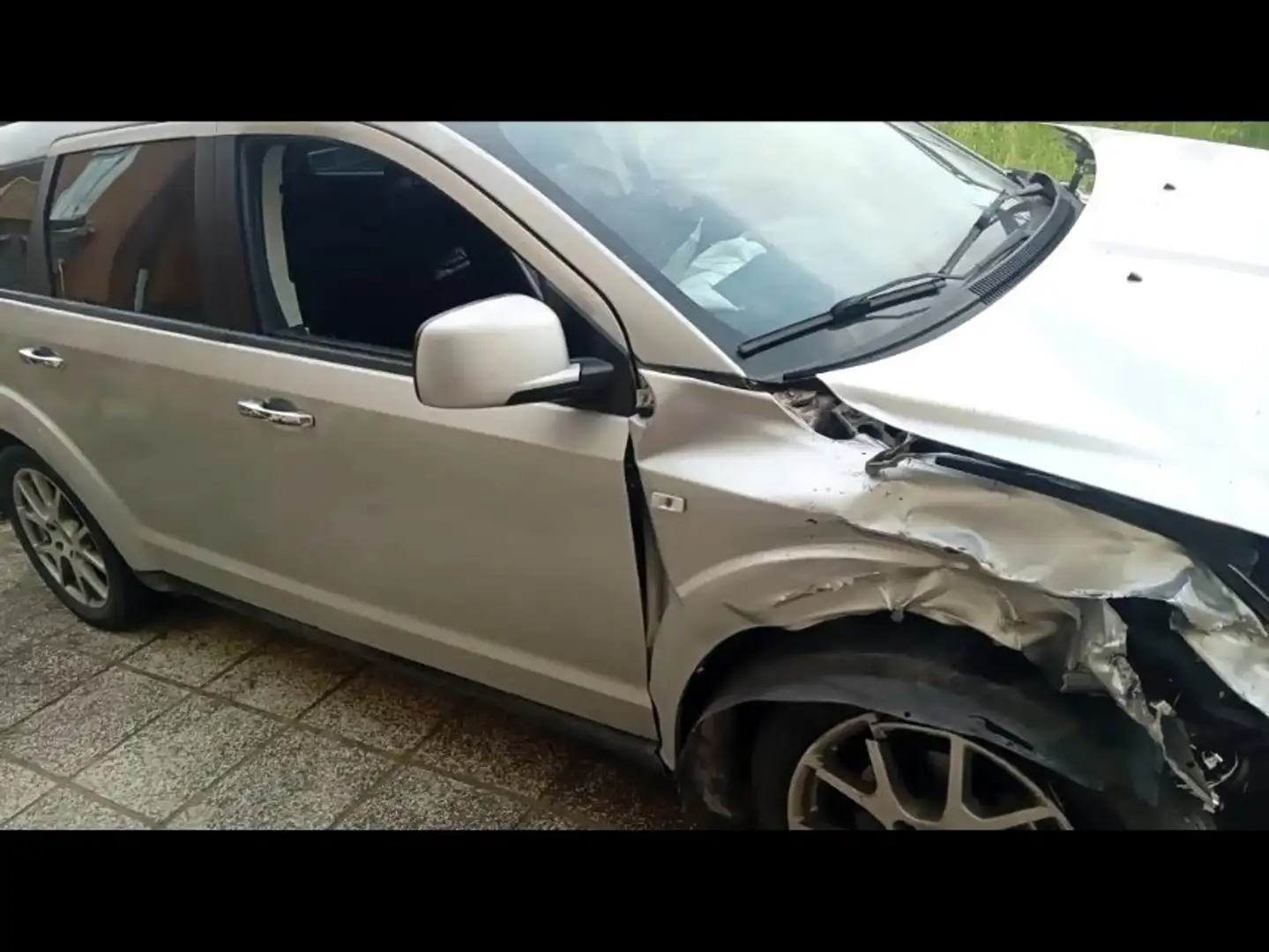 Fiat Freemont 2.0 mjt 16v Lounge 4x4 170cv auto Grijs - 1