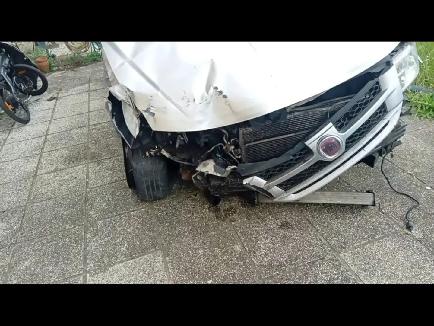 Fiat Freemont 2.0 mjt 16v Lounge 4x4 170cv auto Grijs - 2