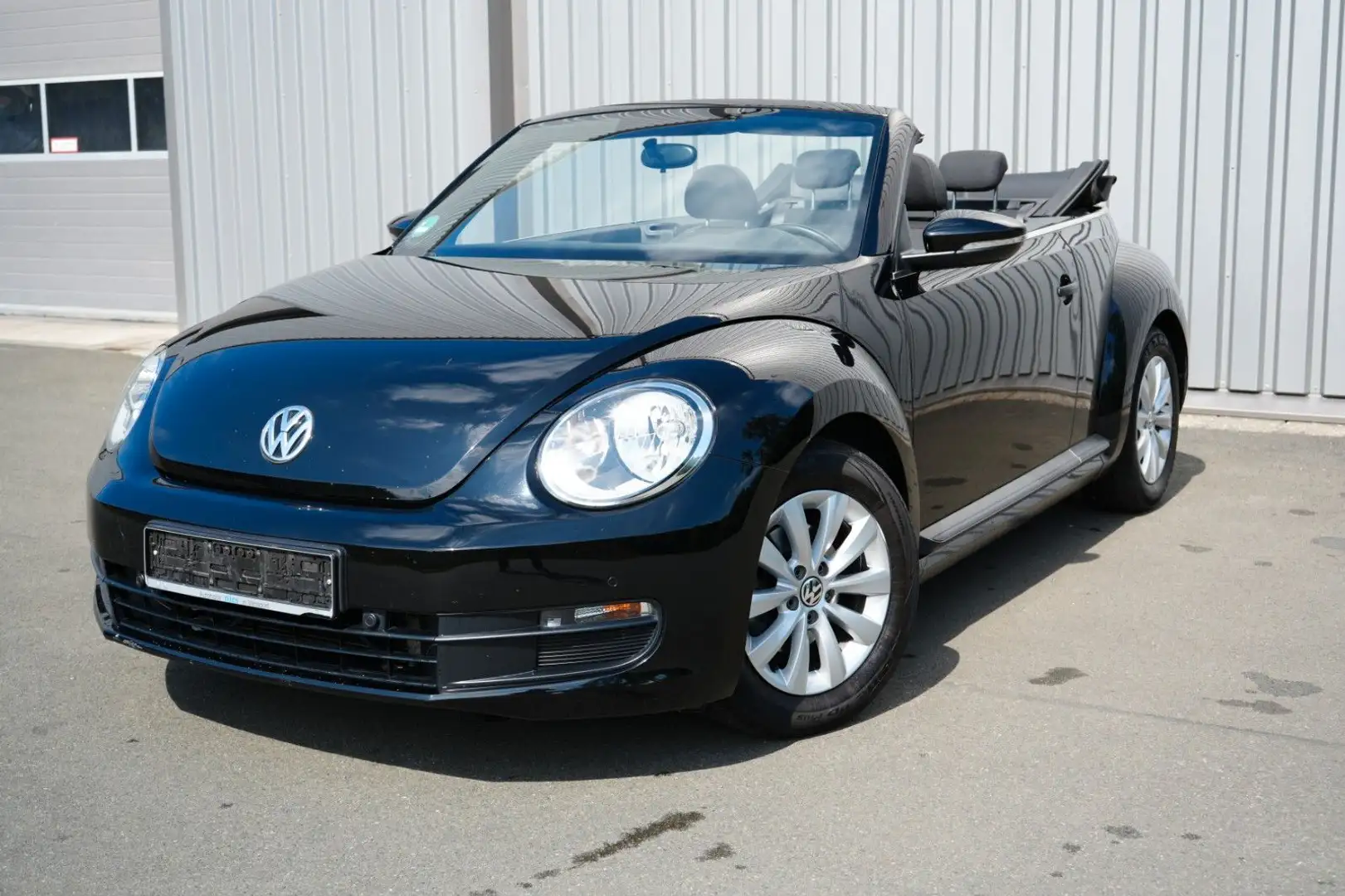Volkswagen Beetle Cabriolet Winterpaket Sitzheizung Klima Schwarz - 1