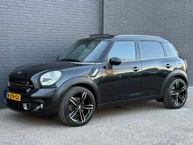Mini Countryman view 12