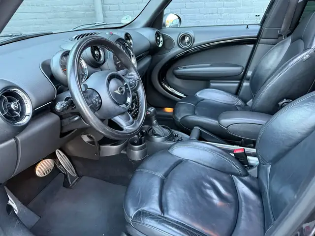 Mini Countryman view 14