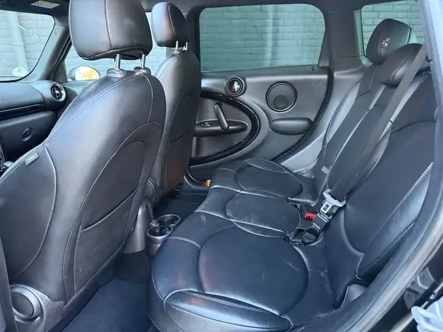 Mini Countryman view 23