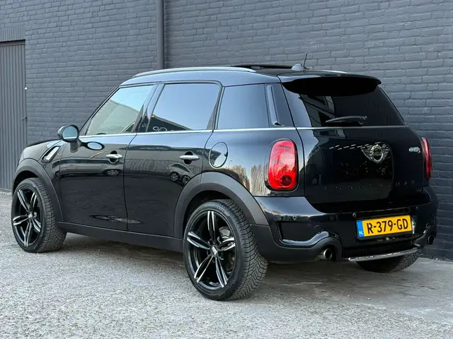 Mini Countryman view 10