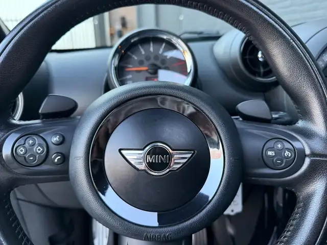 Mini Countryman view 27