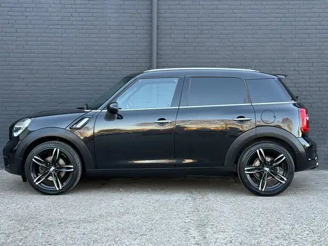 Mini Countryman view 11