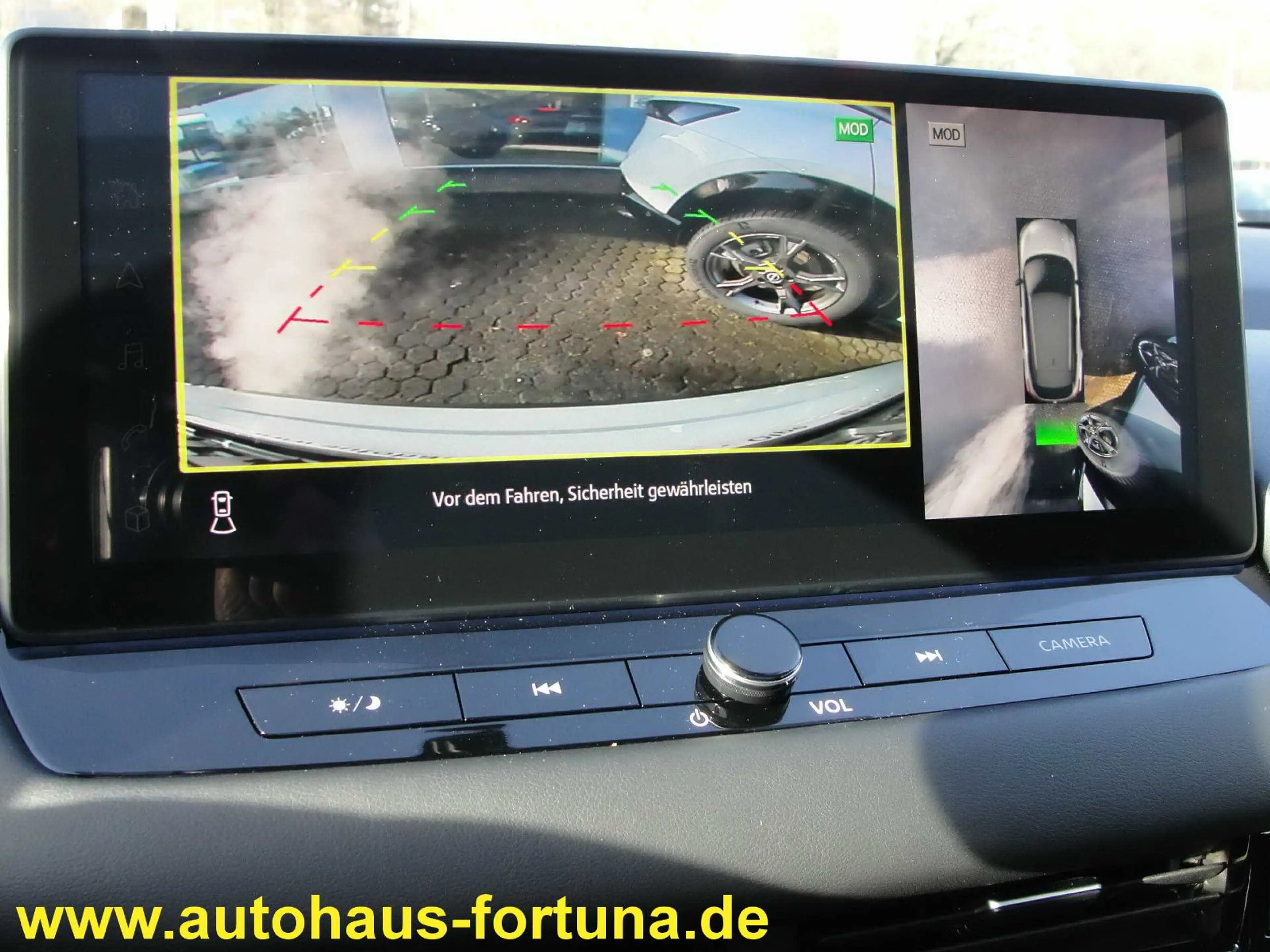 Nissan Qashqai Black Edition 1.5 e-Power Glasdach HUD — photo 12