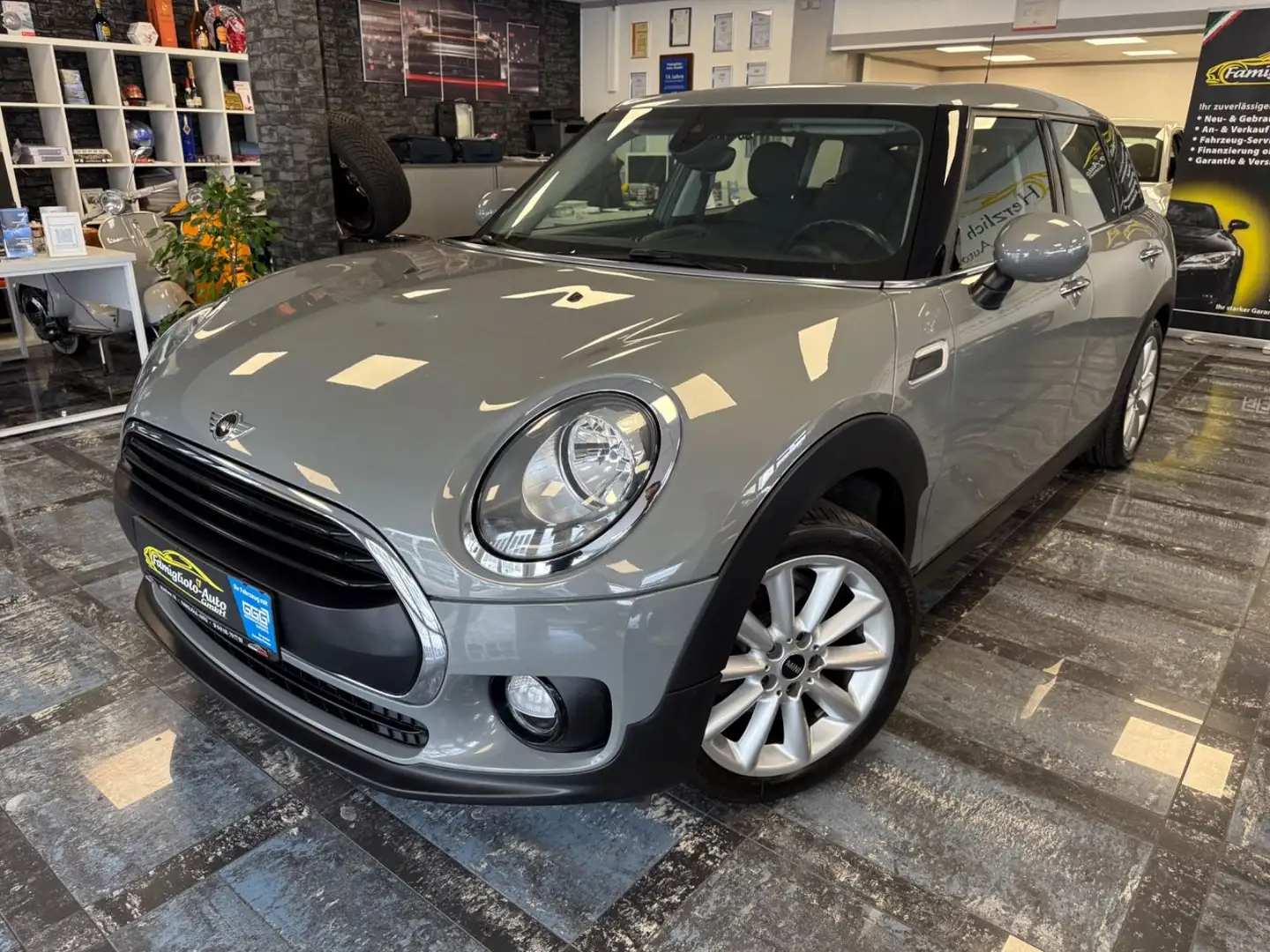 MINI One Clubman One*Garagenwagen*Aluräder*Ambiente Gris - 1