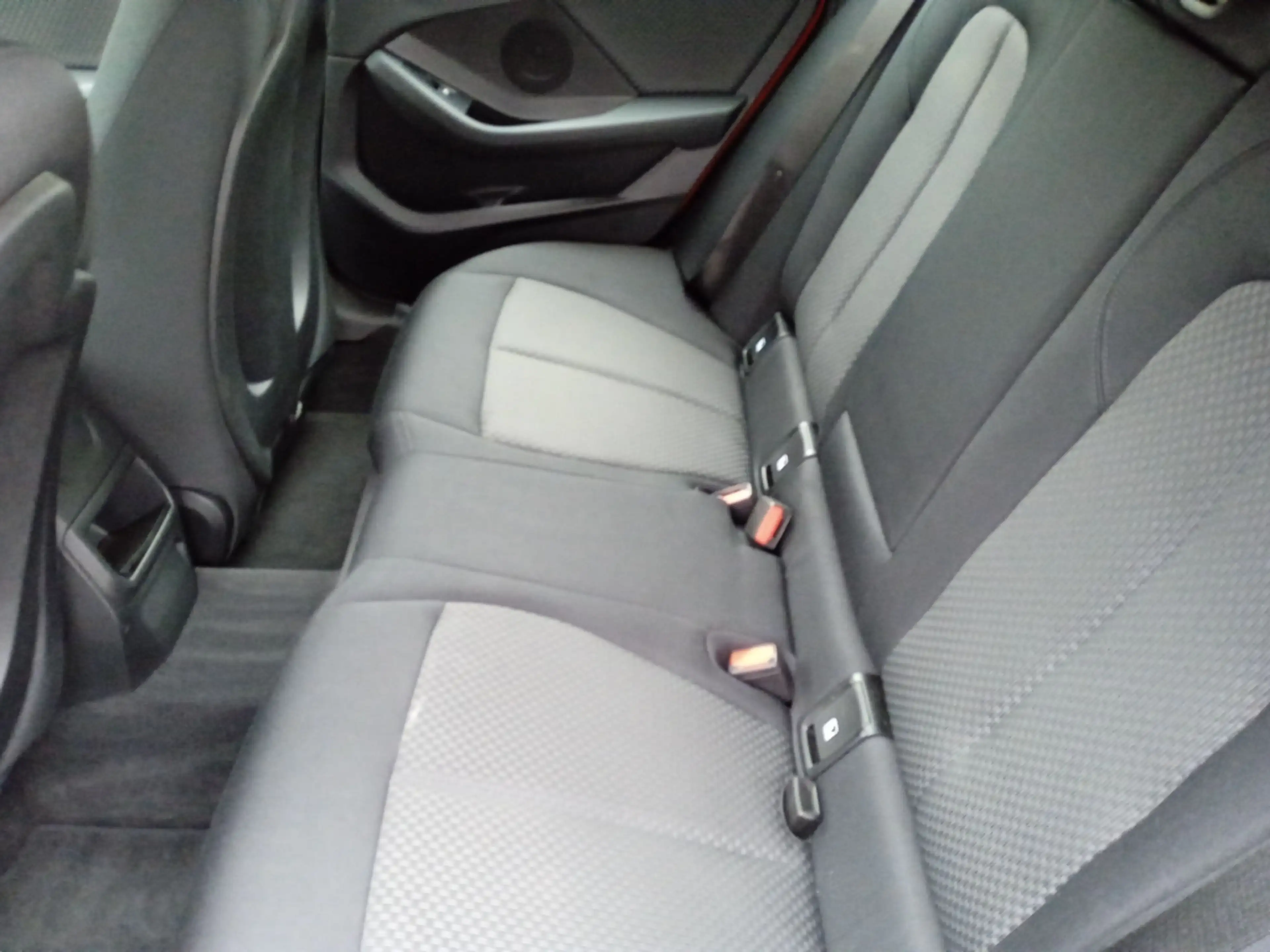BMW 218 Gran Coupe i  Aut.  SHZG+SPIEGELPAKET+PDC+FERNLICH — photo 12