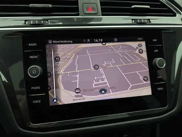 Volkswagen Tiguan view 14