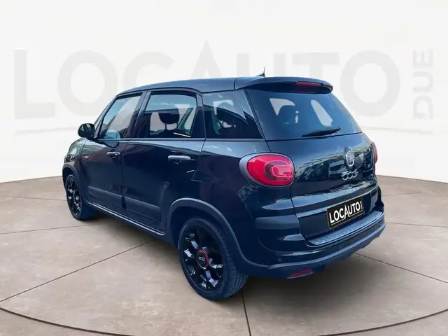 Fiat 500l view 5